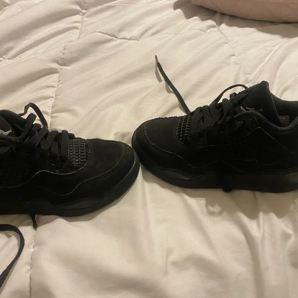 Nike air jordan 4 retro black cat